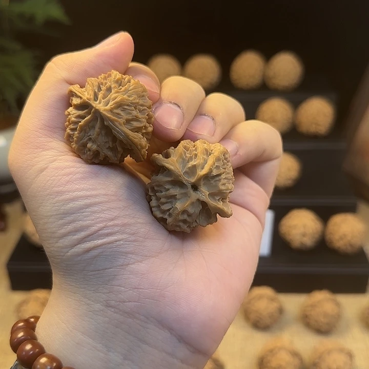 把件文玩核桃苹果园