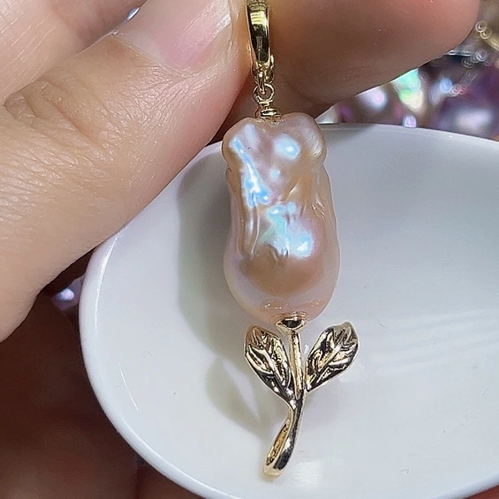 颈饰未镶嵌淡水珍珠