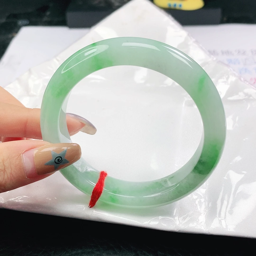 翡翠未镶嵌手镯翡翠57.0飘阳绿正圈