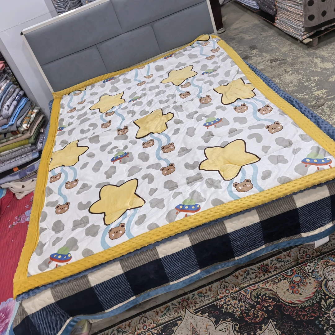 牛奶绒豆豆被（黄色星星）1.5米✕2米