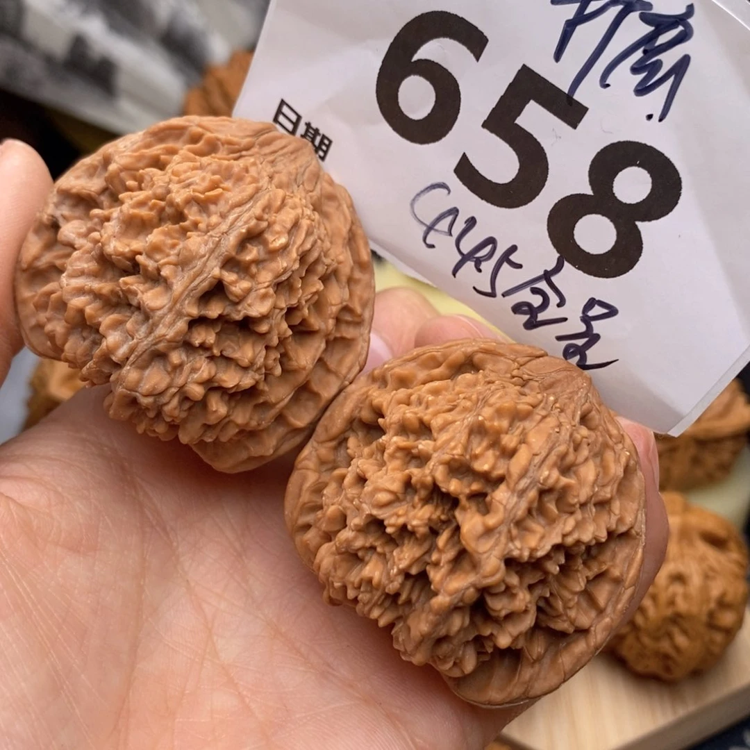 文玩核桃吊坠658号44.5星全