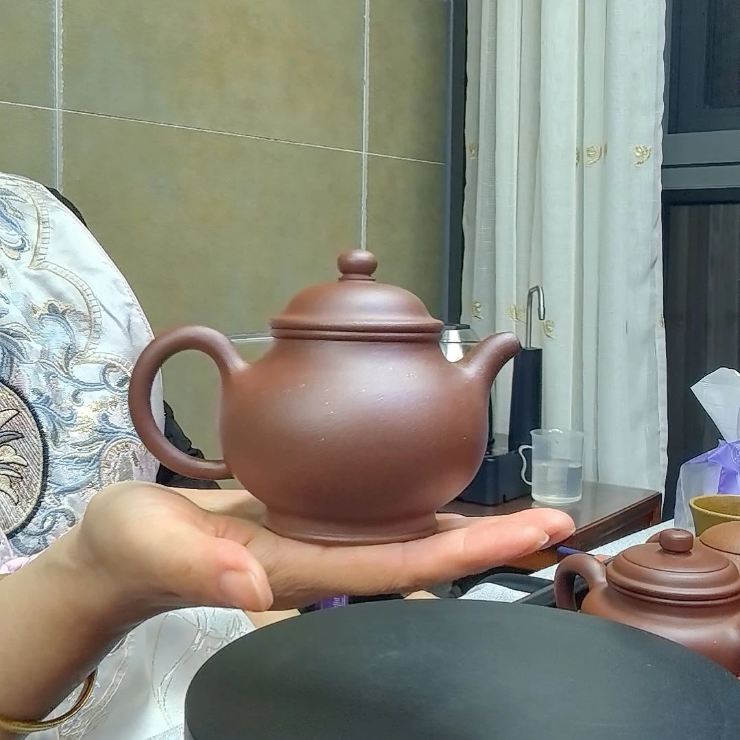 茶壶紫砂半手工制作，民间艺人，紫泥，210c