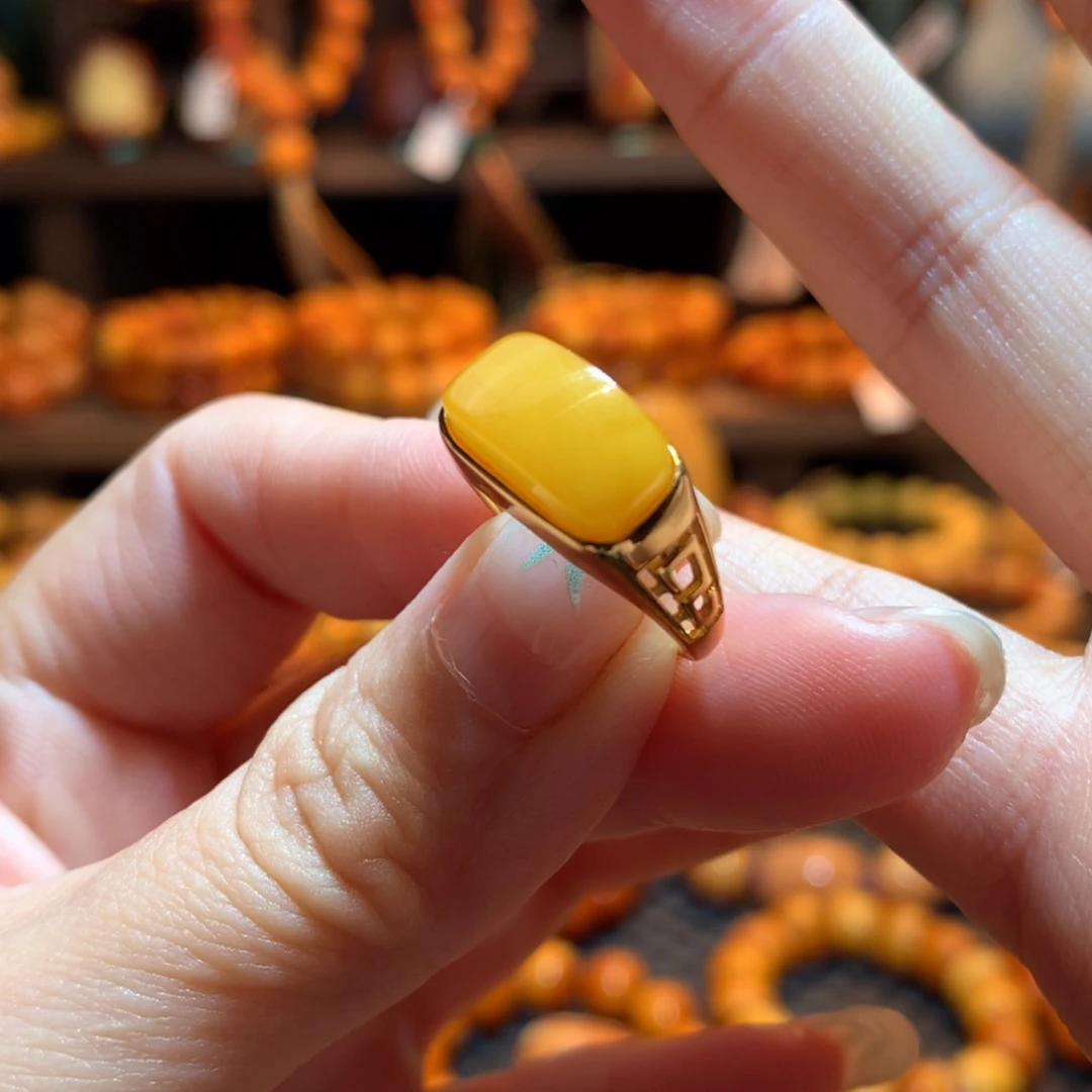 【闪购商品】银S925镀金镶嵌蜜蜡戒指蜜蜡戒指