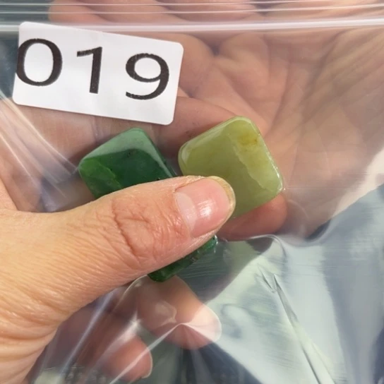 和田玉未镶嵌珠宝半成品