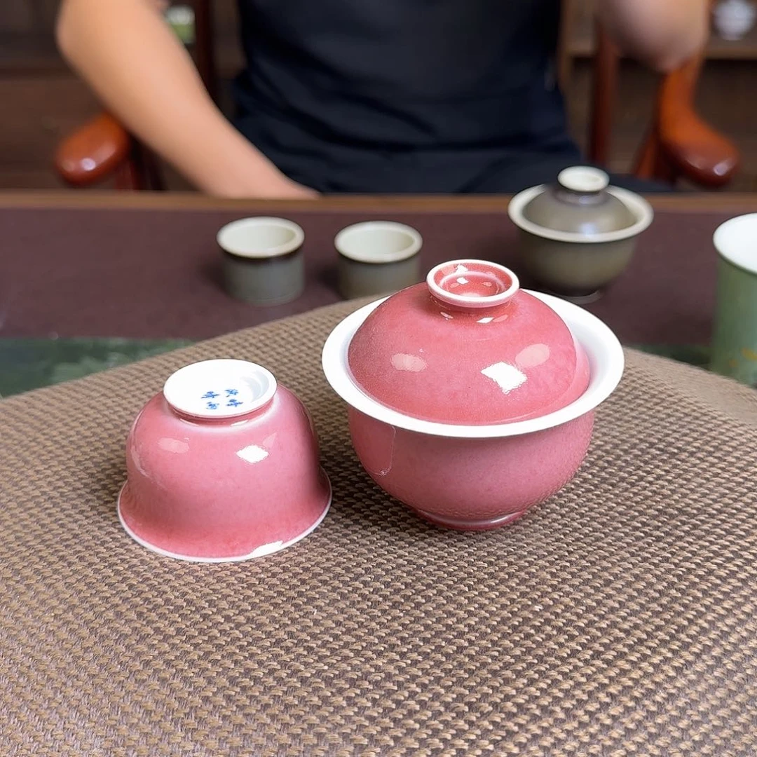 景德镇单色釉豇豆红