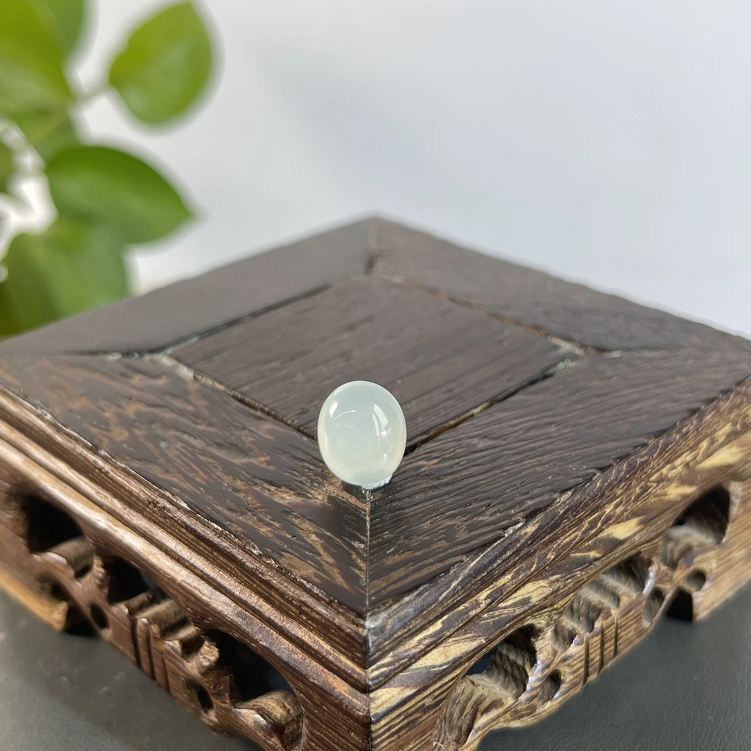 JYW28-012  天然缅甸翡翠A货  翡翠蛋面