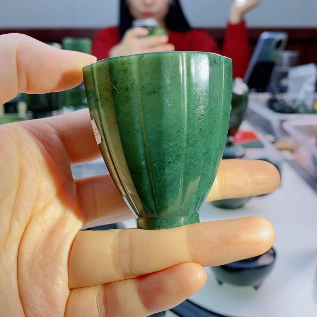 未镶嵌和田玉摆件