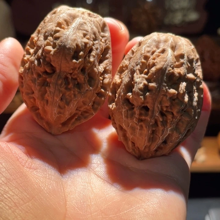文玩核桃吊坠红鹅蛋7