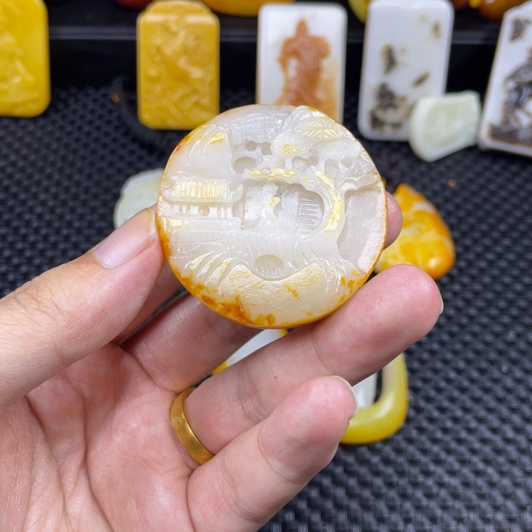 颈饰未镶嵌和田玉