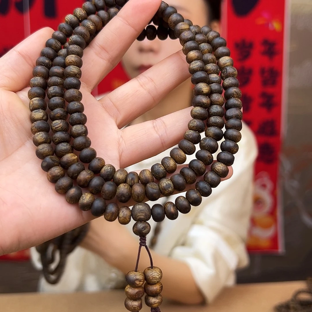 沉香手串莺歌绿奇楠张勺子天然虫漏多样性发其一0.8mm