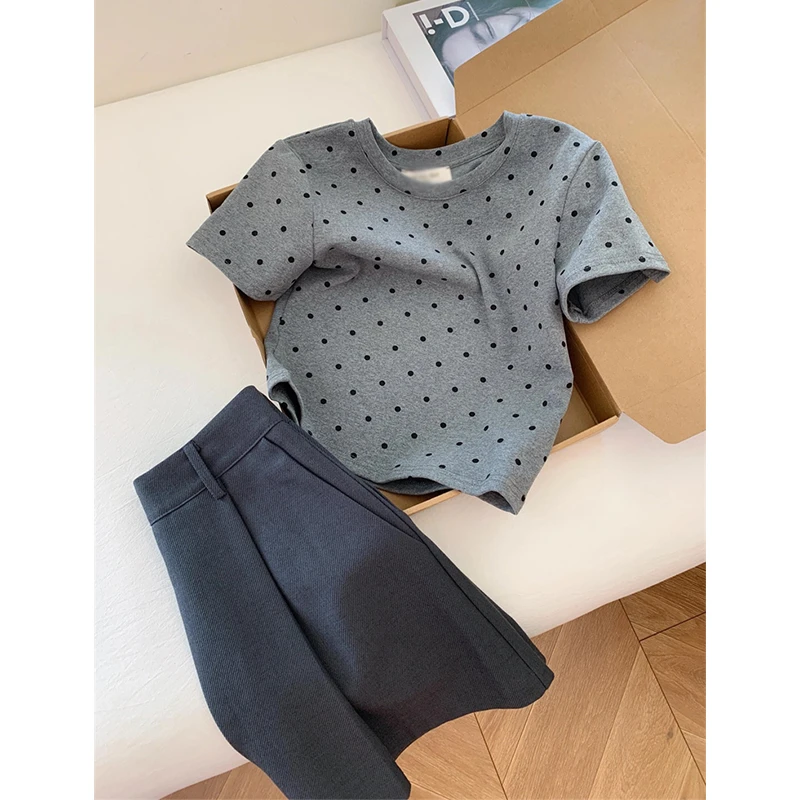 芊芊芙夏季2025年新款法式复古正肩波点短袖T恤小个子短款上衣女