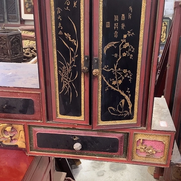 熠***辰香榧木他用来源地轻轻拍打着一