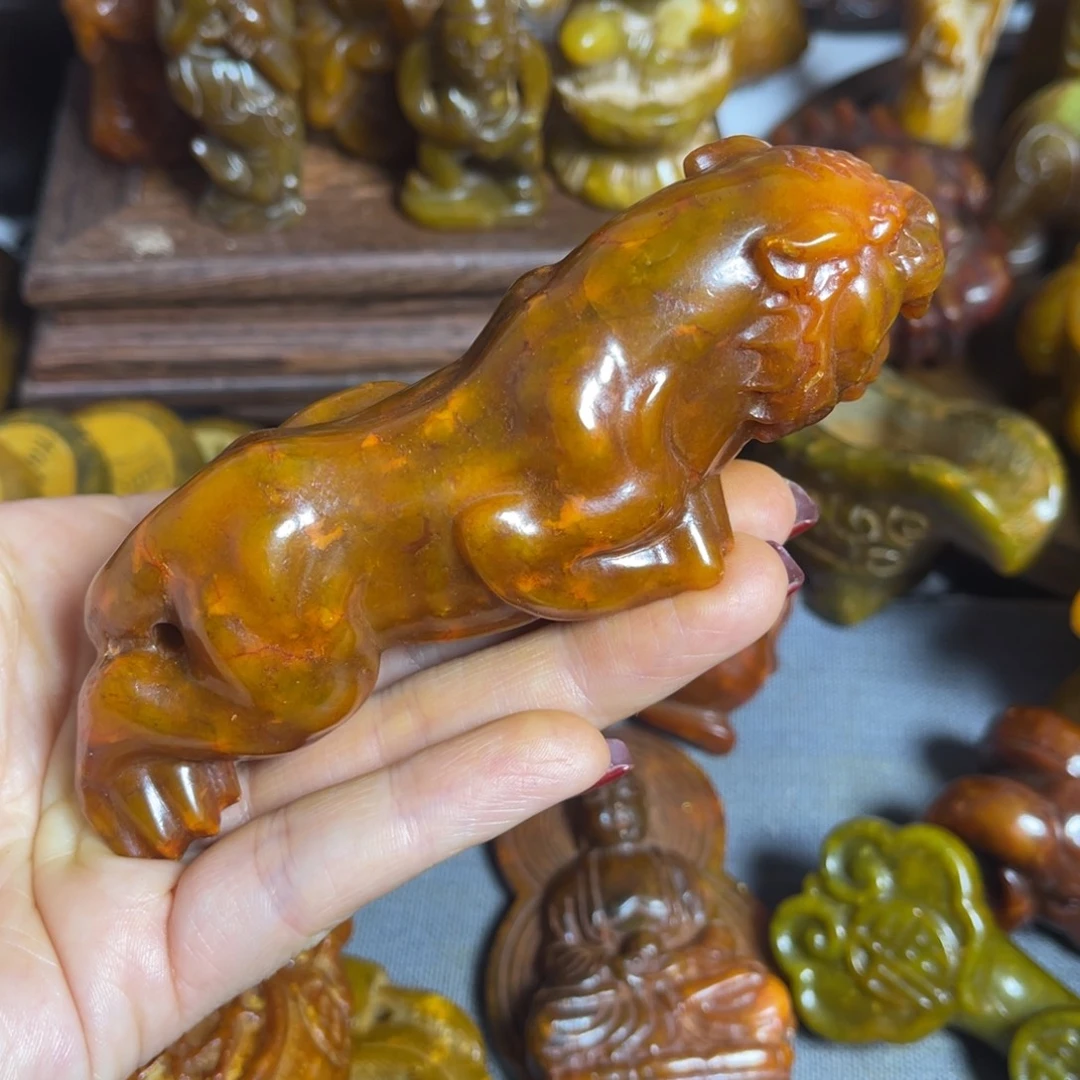 蛇纹石玉合金颈饰