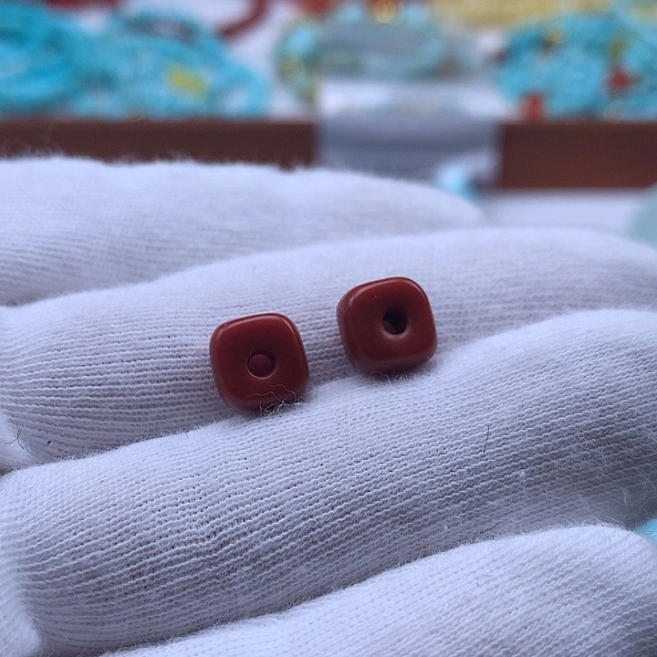 南红玛瑙未镶嵌珠宝奇石