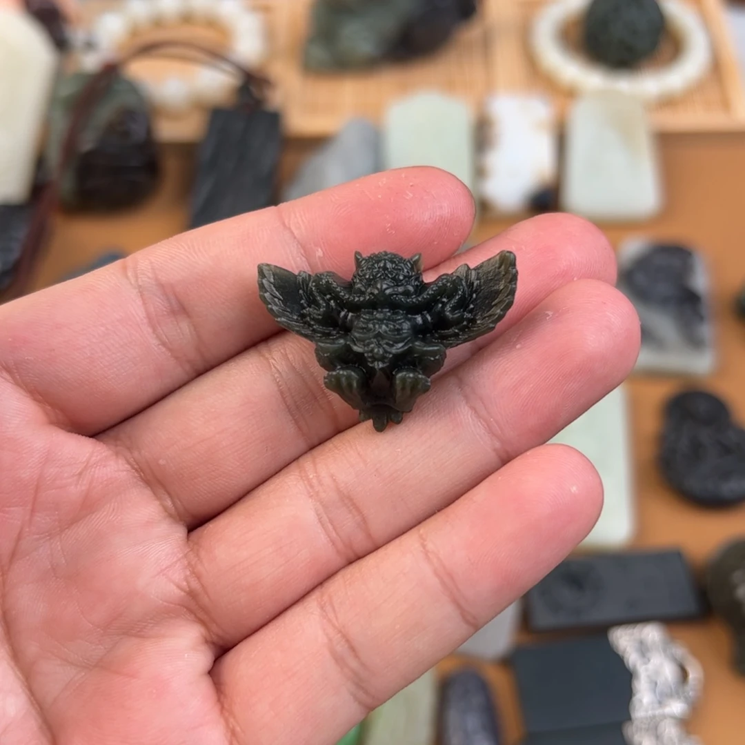 和田玉手链未镶嵌埃****阳