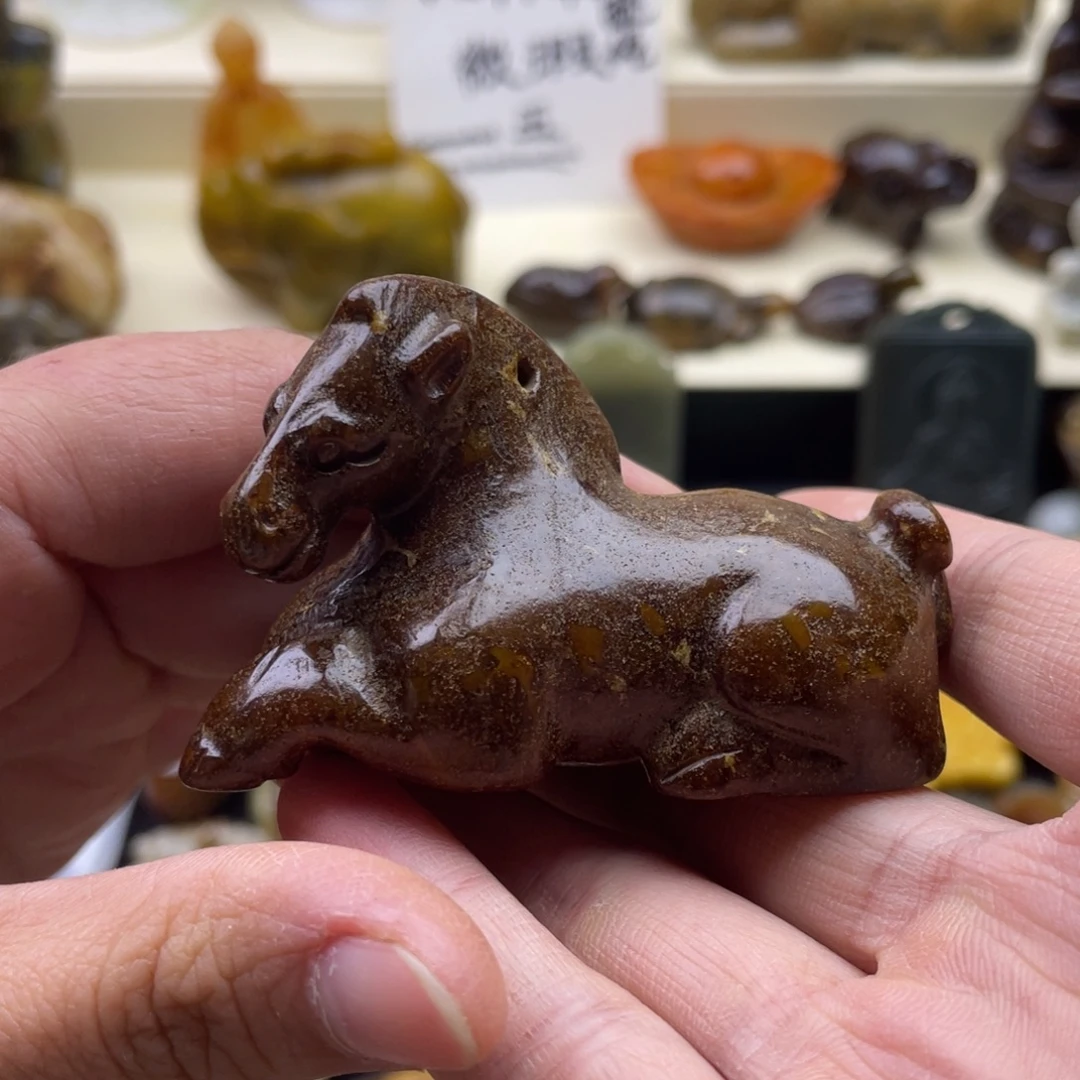 未镶嵌蛇纹石玉颈饰52