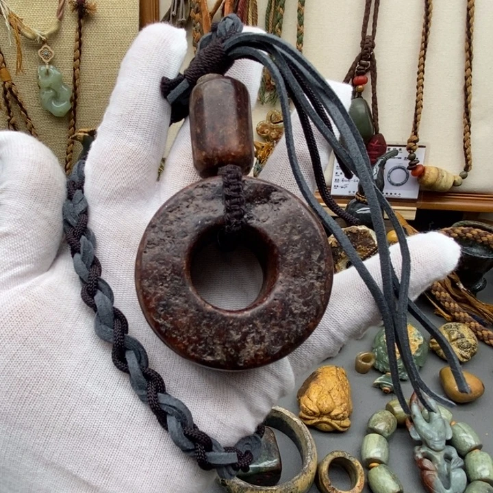 岫岩河磨玉（透闪石质玉）把件未镶嵌