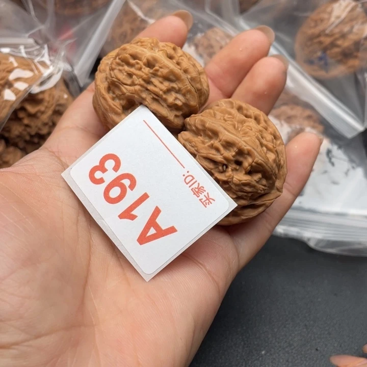 吊坠文玩核桃核桃