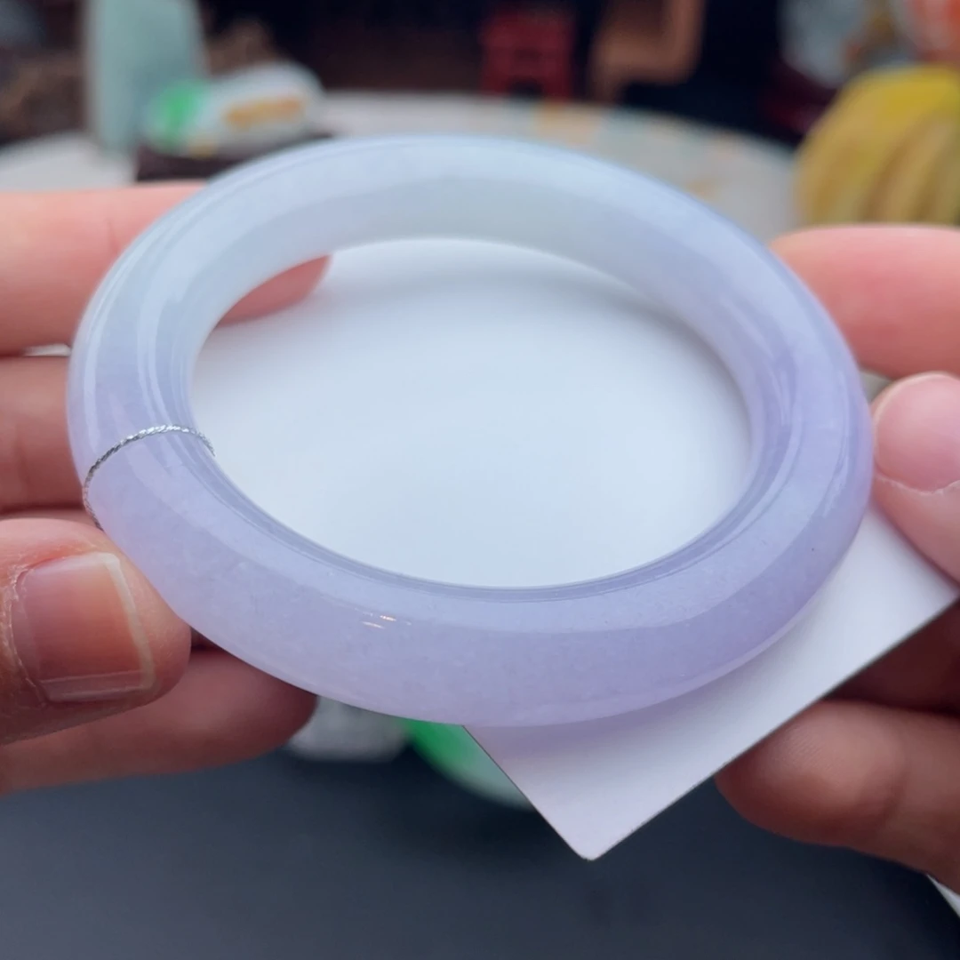 未镶嵌手镯（圆镯）翡翠