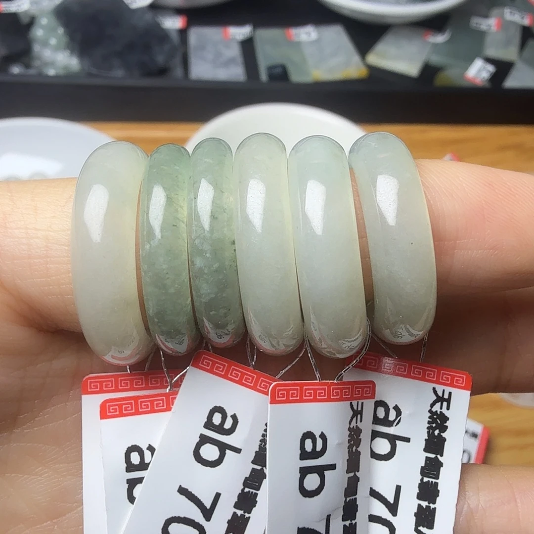 翡翠未镶嵌颈饰天然缅甸翡翠A货 38一个随便挑