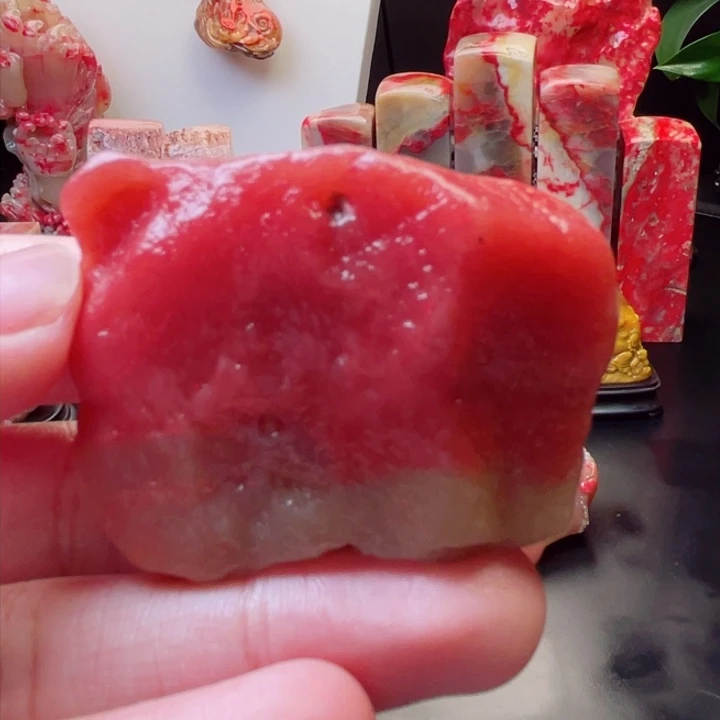 巴林鸡血石婷*女儿红