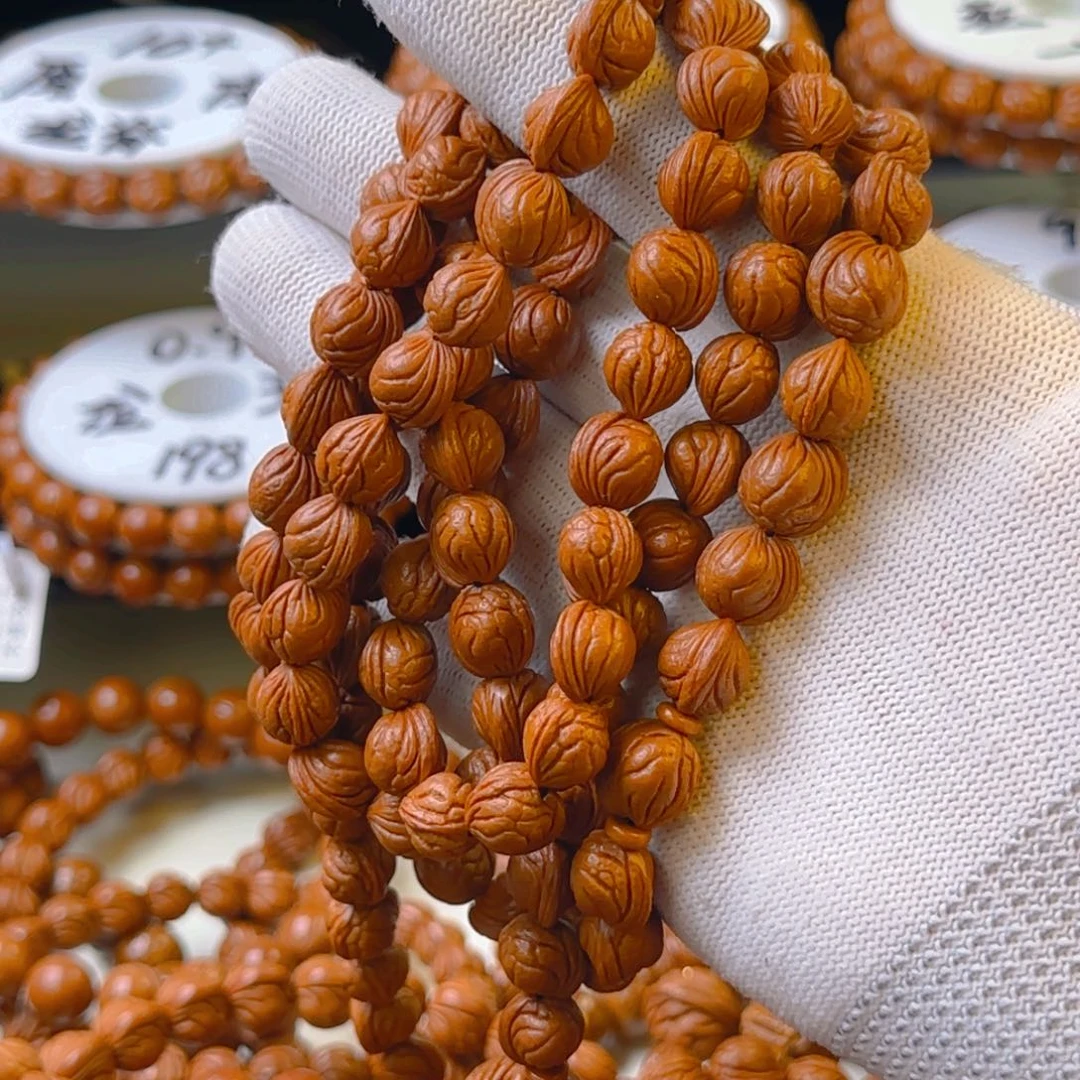 桃核手串社**葵龙纹桃核原皮脖挂