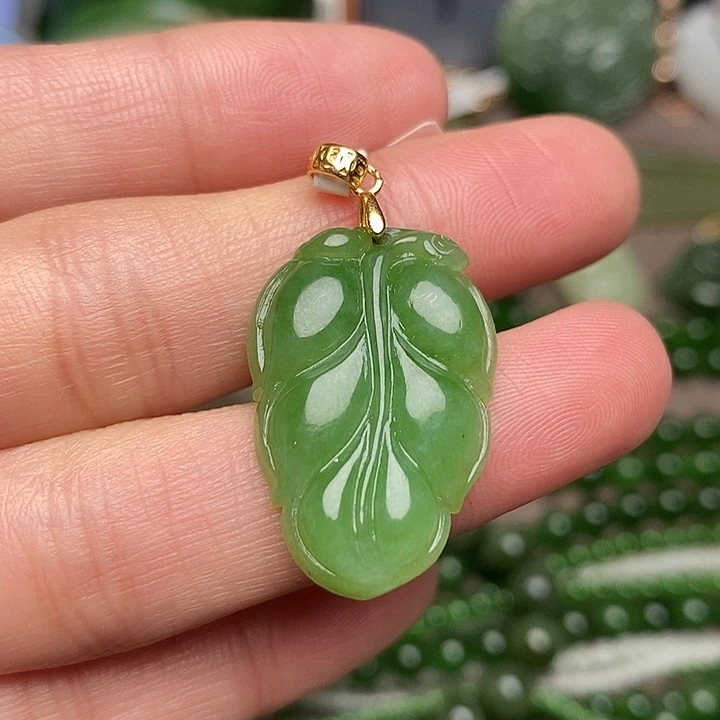 和田玉银S925镶嵌颈饰