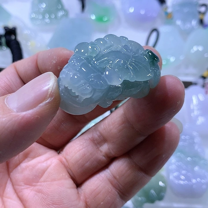 翡翠颈饰未镶嵌天然翡翠A货吊坠