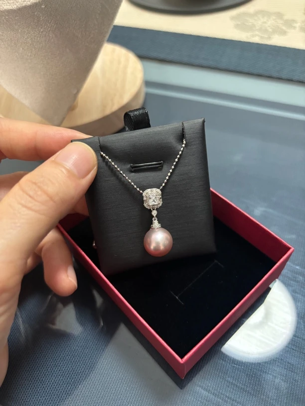 淡水珍珠吊坠，大颗无暇紫珠，S925镶嵌，大点位紫色经典高贵气质