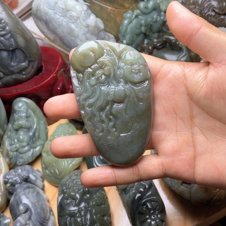 和田玉未镶嵌挂件