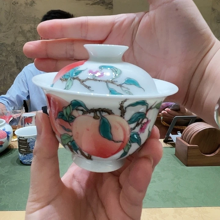 一儒堂翡翠桃盖碗