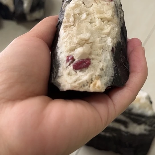 若***$天然辰砂天然朱砂原石毛料