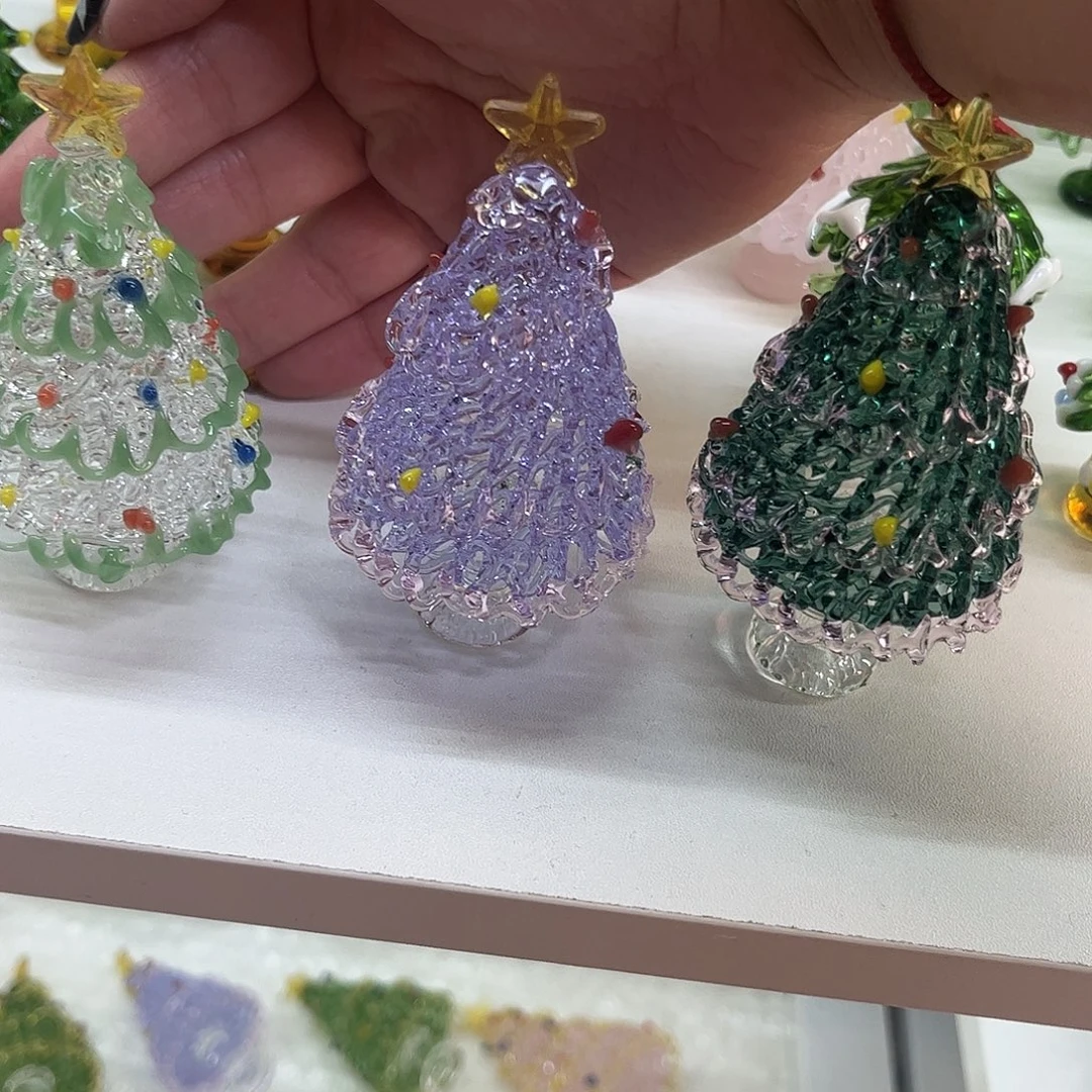 哎***姐琉璃手工艺品旋转