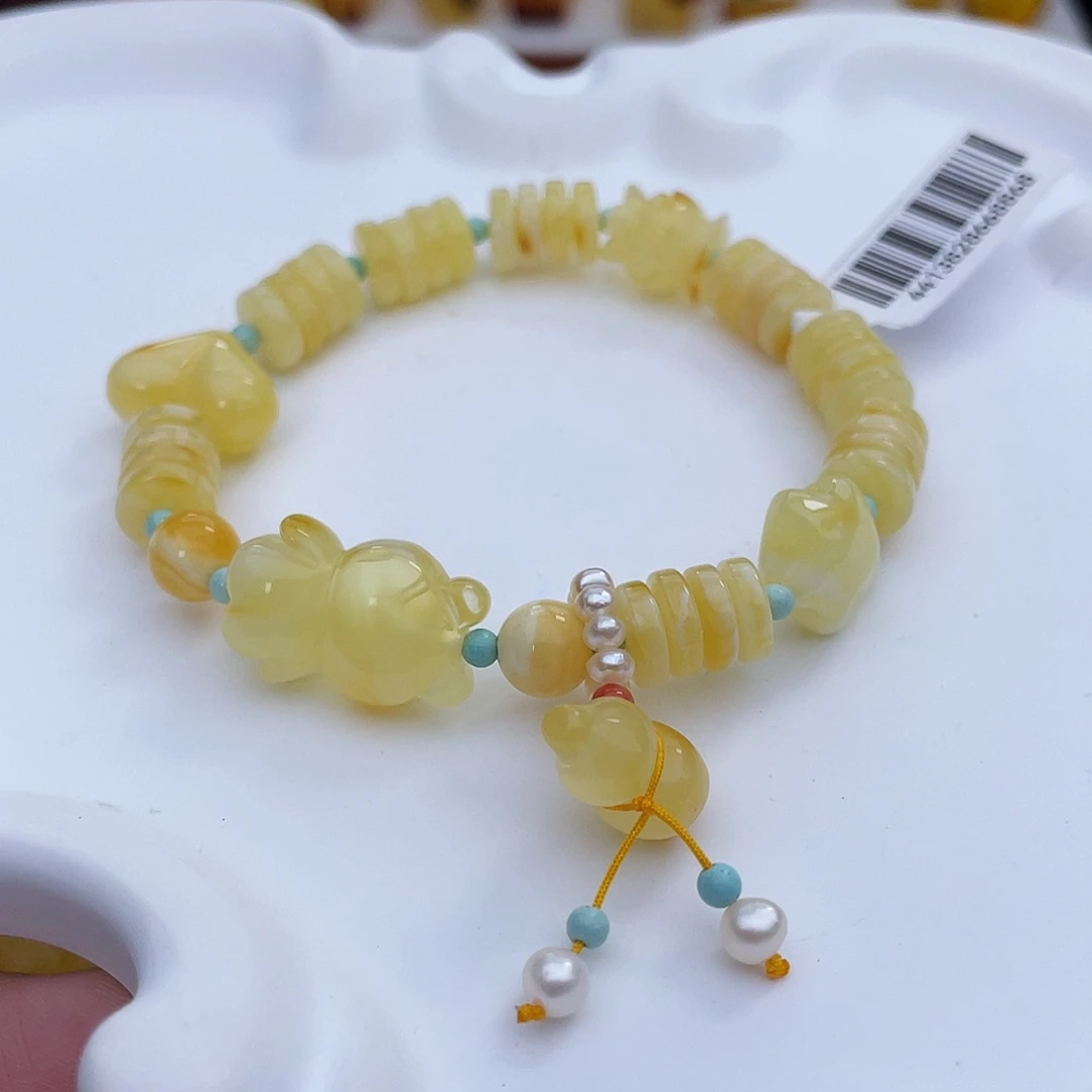 琥珀吊坠(赠链)未镶嵌