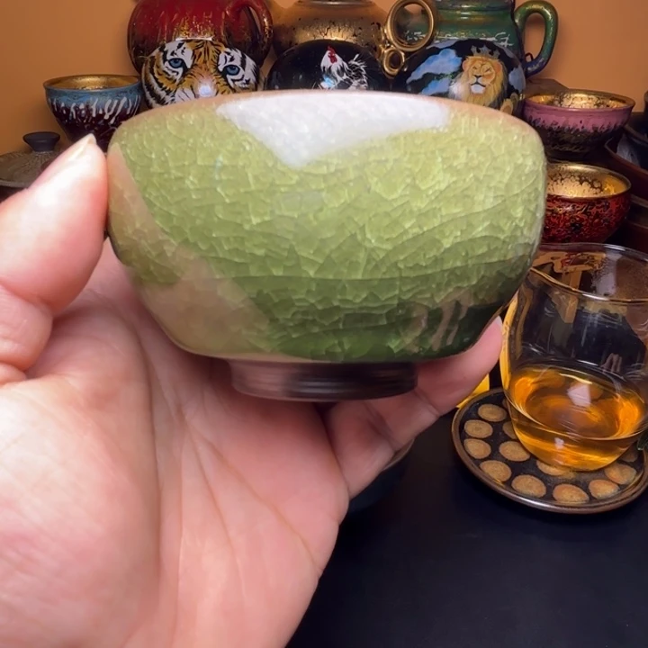 茶盏特意给自己的