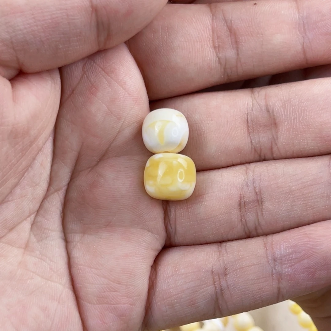 ฅ***.琥珀未镶嵌珠宝奇石