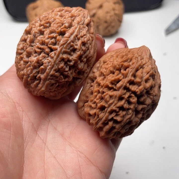 L***n把件文玩核桃大蒜头