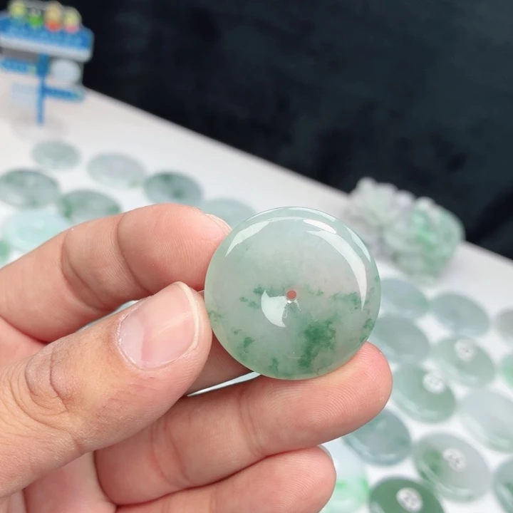 翡翠未镶嵌颈饰缅甸天然A货翡翠31.5/5.6