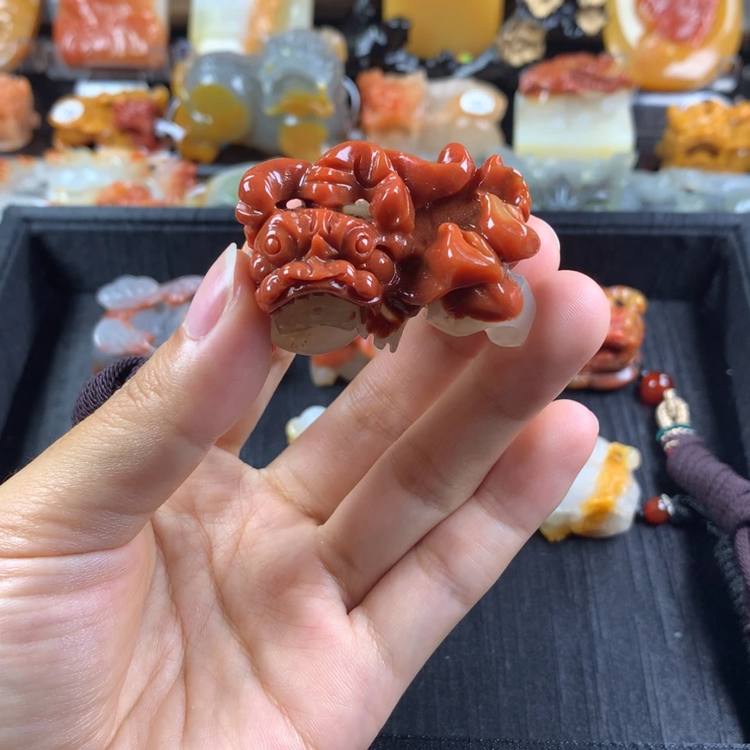 石英质玉（黄龙玉）未镶嵌挂件