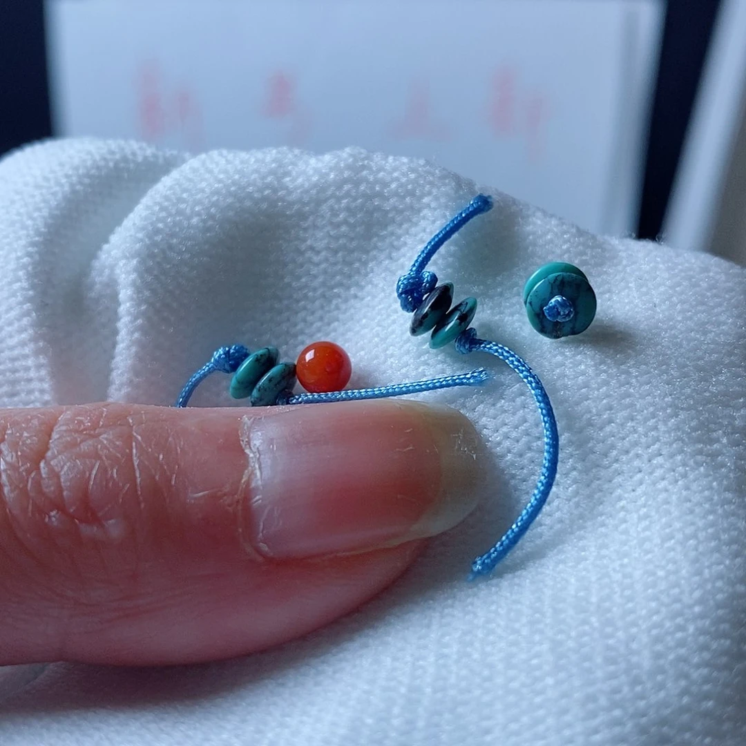 南红玛瑙颈饰未镶嵌