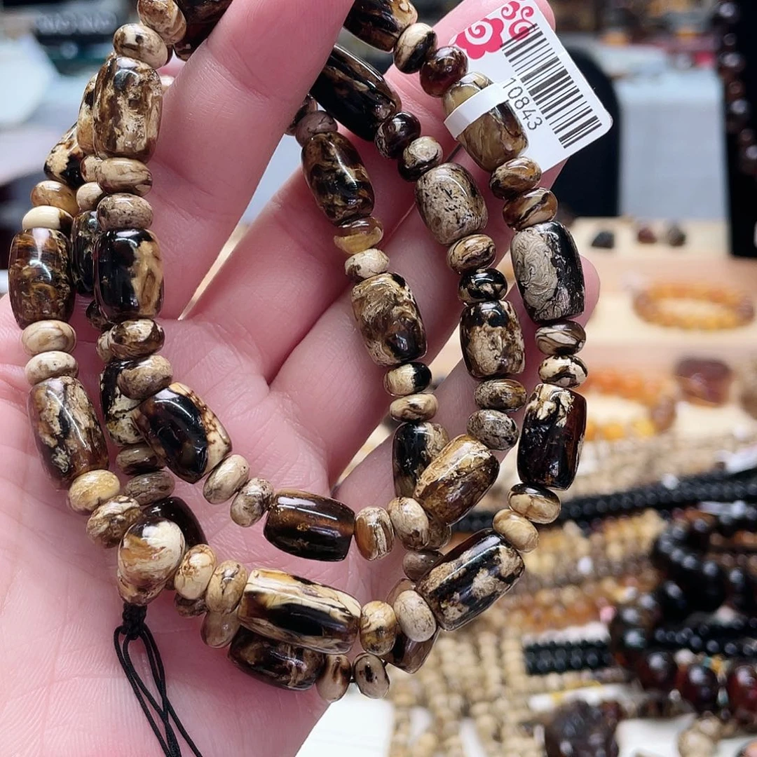 琥珀裸石未镶嵌R*九10843