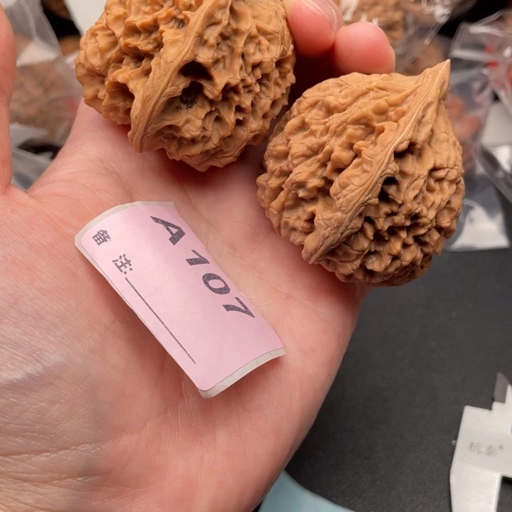 吊坠文玩核桃核桃