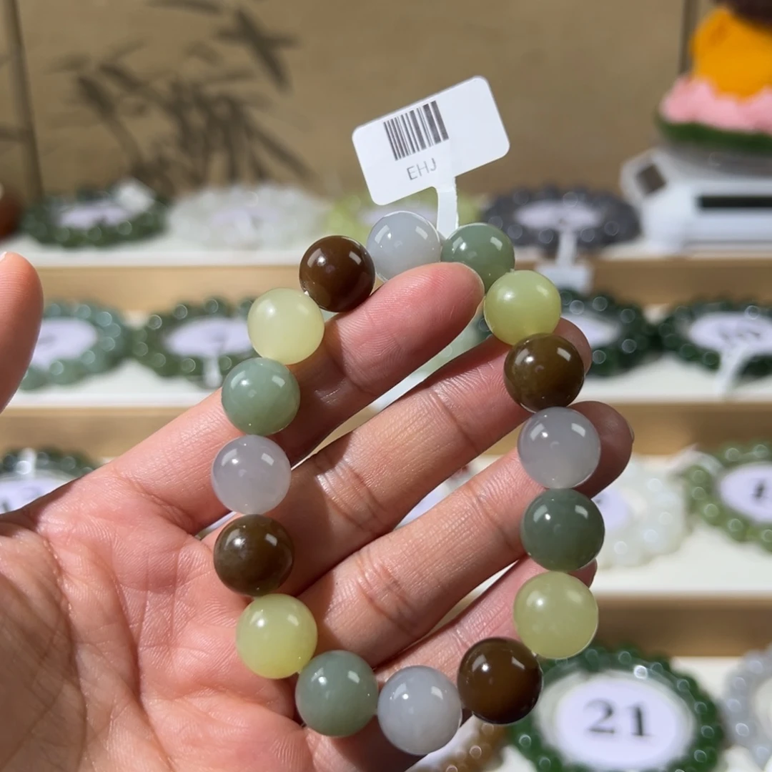 和田玉未镶嵌手串