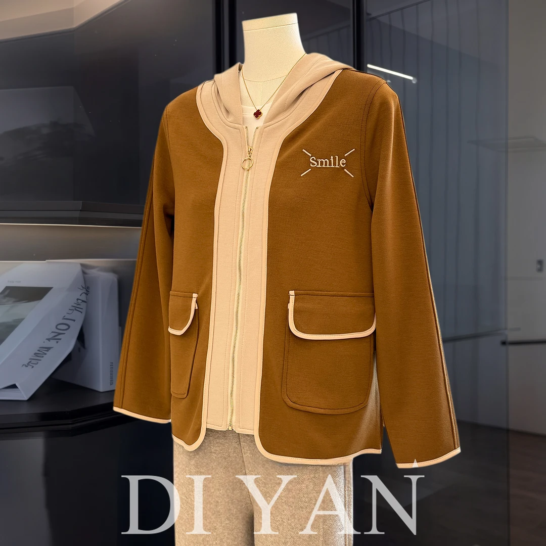 时尚休闲年轻妈妈装外套女连帽秋装新款上衣气质百搭中年帽衫夹克