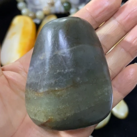 和田玉（糖玉）未镶嵌挂件