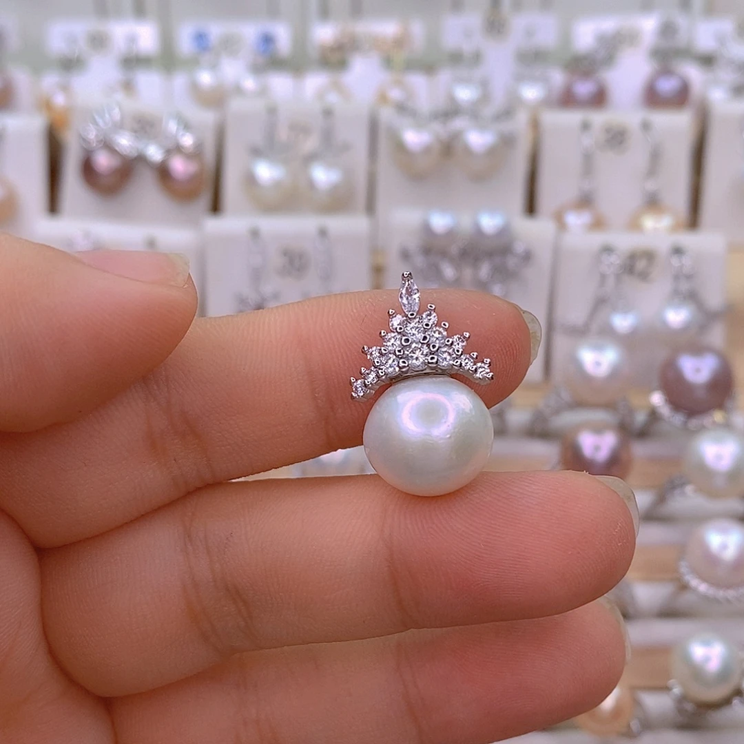 颈饰未镶嵌淡水珍珠