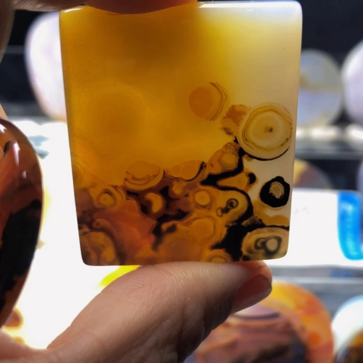 合金玛瑙/玉髓珠宝奇石107