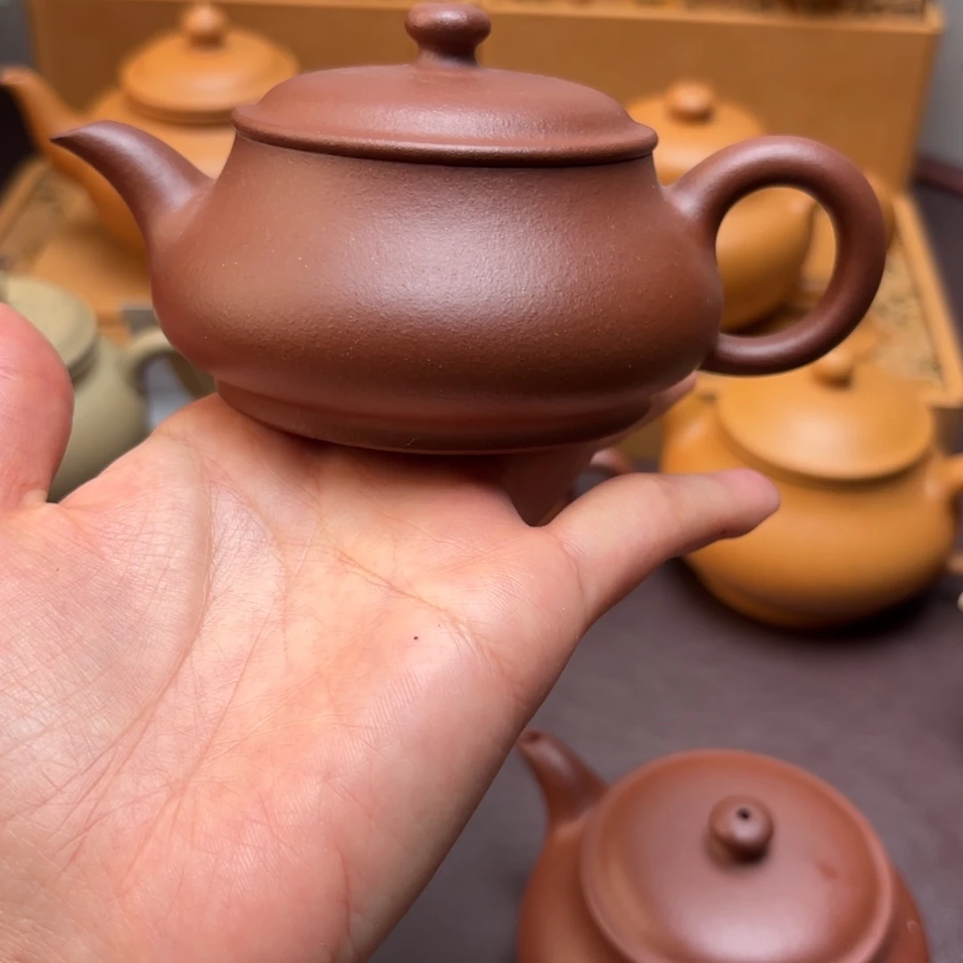 渔***人茶壶紫砂紫泥 150明卢