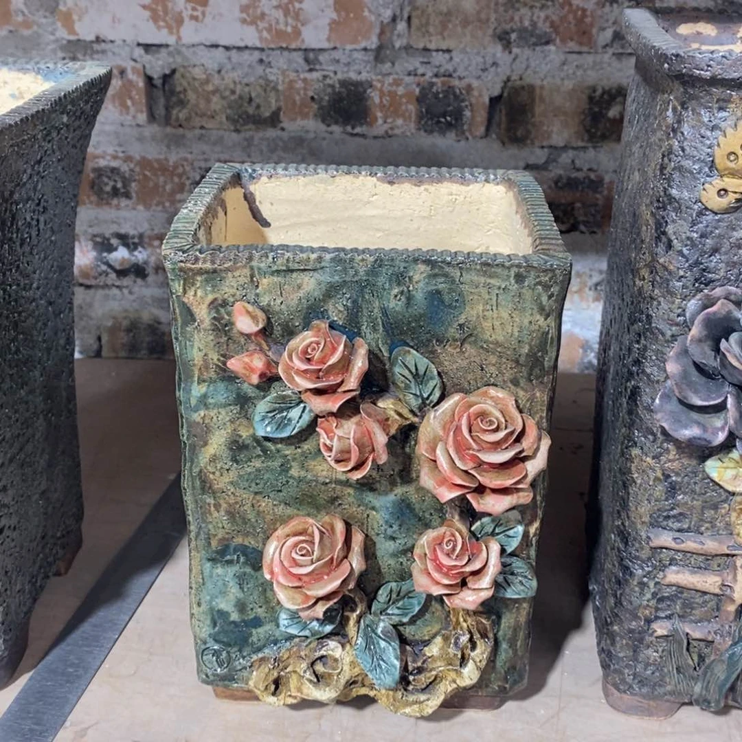 红陶青藤花器多肉花盆