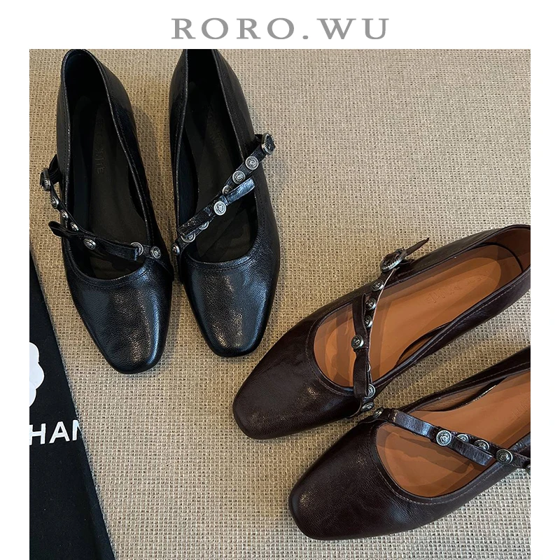 娆娆吴·羊皮柔软极简复古法式一字扣纯色气质百搭单鞋女鞋D244